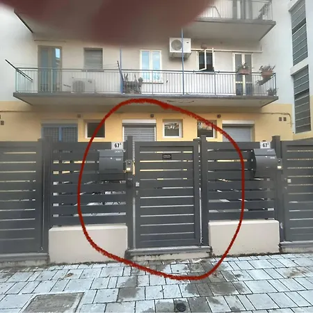 La Casina Di Silvi Delizioso Monolocale Zona Fiera Lejlighed Bologna