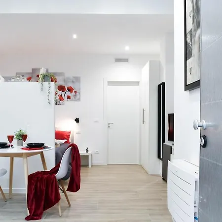 La Casina Di Silvi Delizioso Monolocale Zona Fiera * Bologna